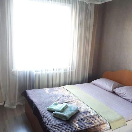 3 Comnatnye Apartamenty Pavlodar Extérieur photo